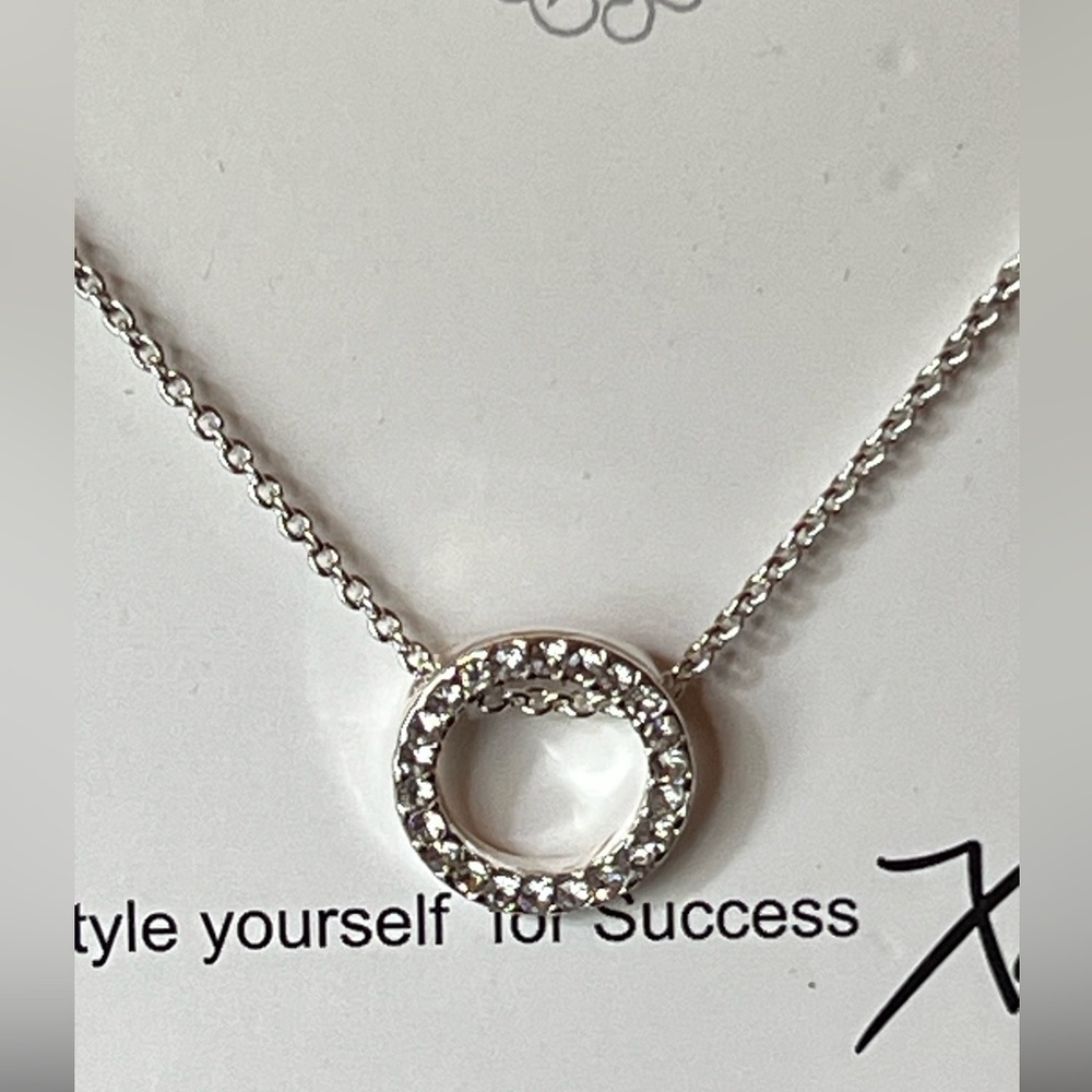 Roo Necklace- Silver - by Park Lane - Picture 2 of 4